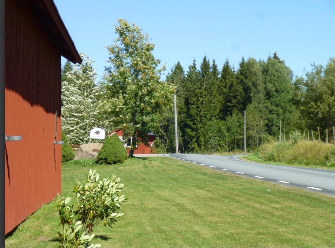 Lilla Laegenheten Vaestra Karstorp Aneby Esterno foto